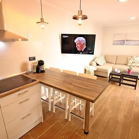 Florida 116 * Caleta de Fuste